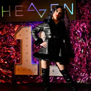 28Mar25-Open Drag Stage52_Regina Deliciosa