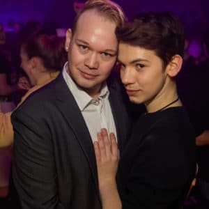 HEAVEN_SissyThatWalk_1502109_2048px-1009
