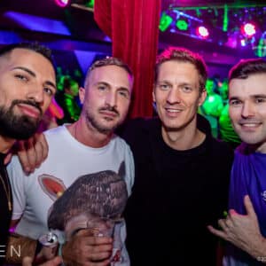 Heaven_03.12.2021_2048px-1001